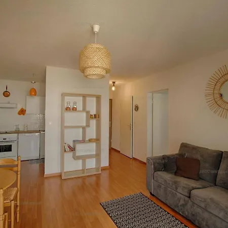 Ajaccio, 2 Pièces, 4 Personnes - Fr-1-61-488 *