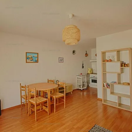 Ajaccio, 2 Pièces, 4 Personnes - Fr-1-61-488 * Ajaccio (Corsica)